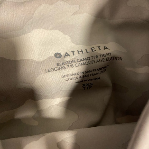 Athletica Camo leggings - Picture 2 of 2